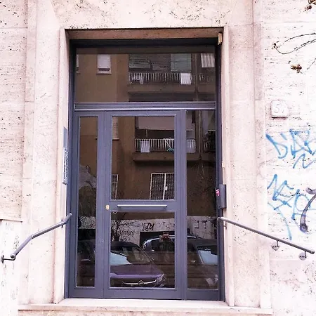 Casa Italiano - Bestbnb Garbatella Habitación en casa particular